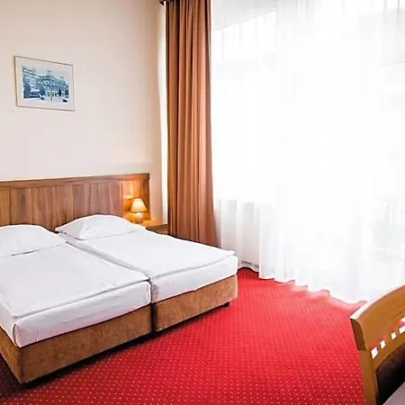 Piast 3*